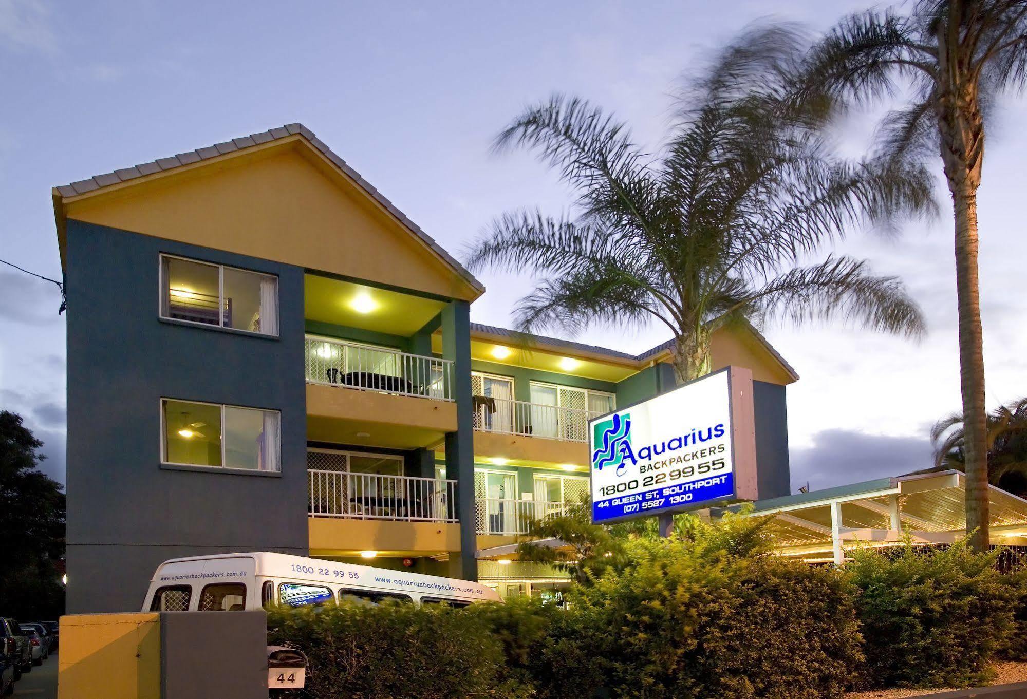 Aquarius Gold Coast Hostel Exterior photo